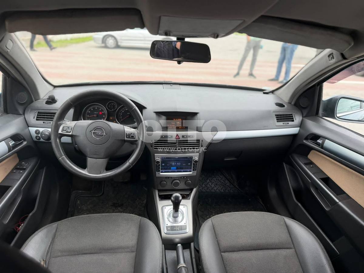 Opel Astra H хэтчбек 5 дв. продажа 5