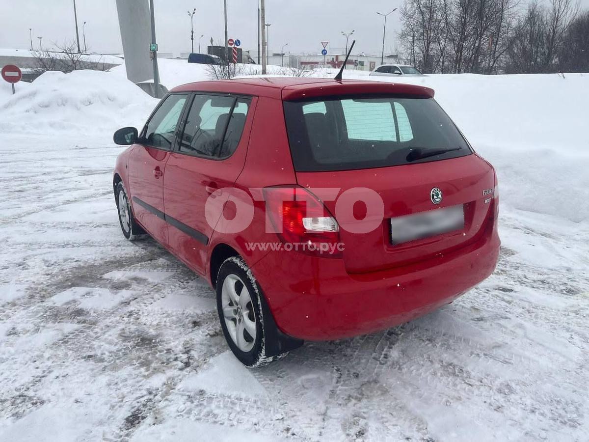 Skoda Fabia II Рестайлинг хэтчбек 5 дв. продажа 5