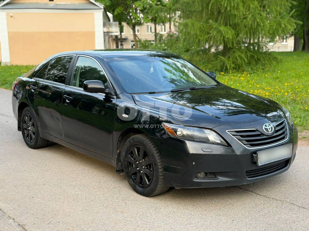 Toyota Camry VI (XV40) седан продажа 4