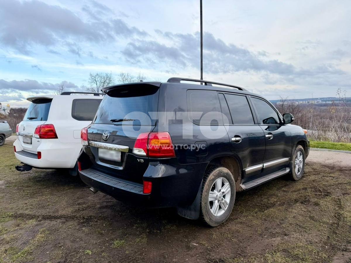 Toyota Land Cruiser 200 Series Рестайлинг 1 внедорожник 5 дв. продажа 3