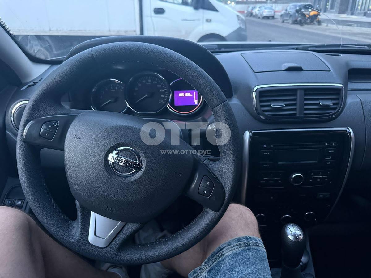 Nissan Terrano III (D10) внедорожник 5 дв. продажа 6