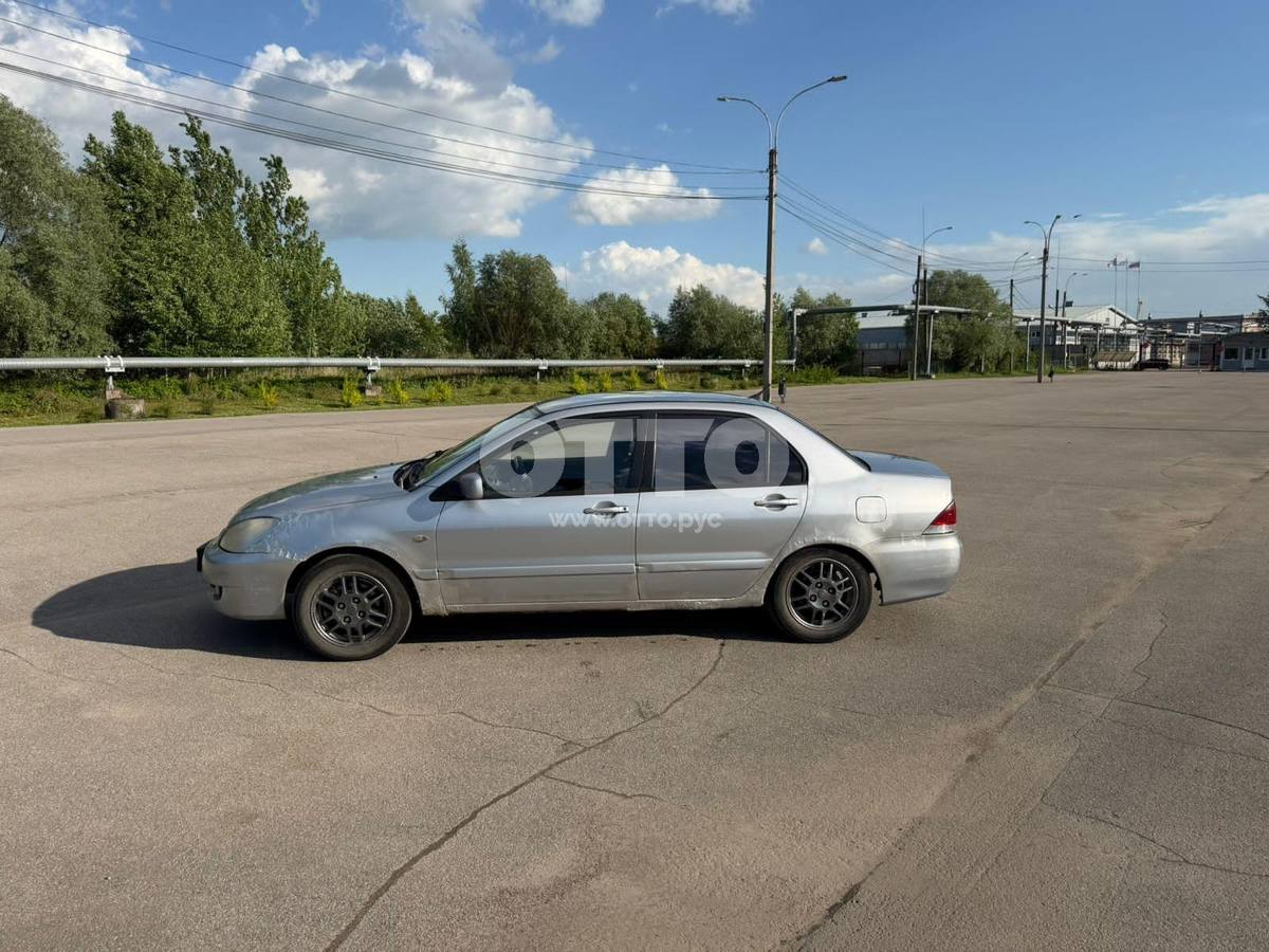 Mitsubishi Lancer IX седан продажа 5