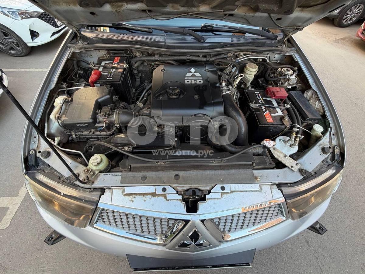 Mitsubishi L200 IV пикап двойная кабина продажа 6