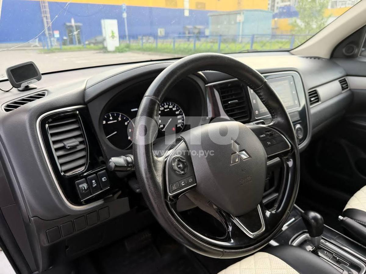 Mitsubishi Outlander III Рестайлинг 2 внедорожник 5 дв. продажа 6
