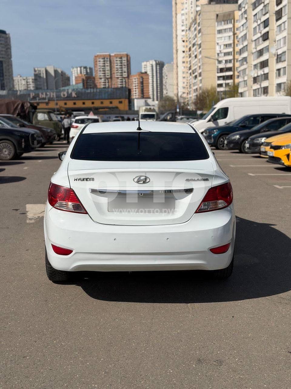 Hyundai Solaris I седан продажа 3