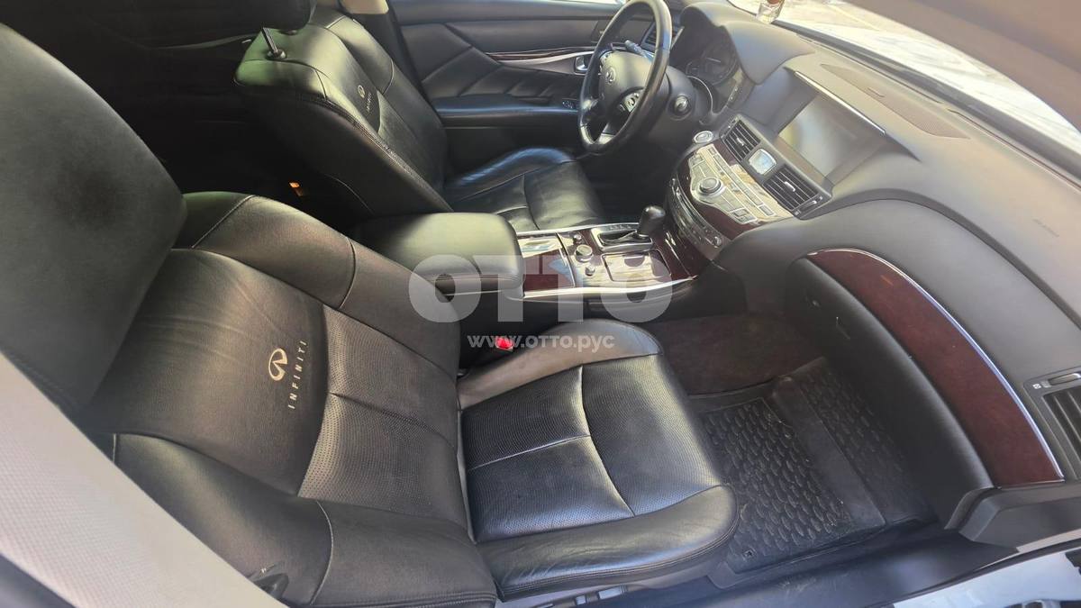 Infiniti Q70 I седан продажа 6