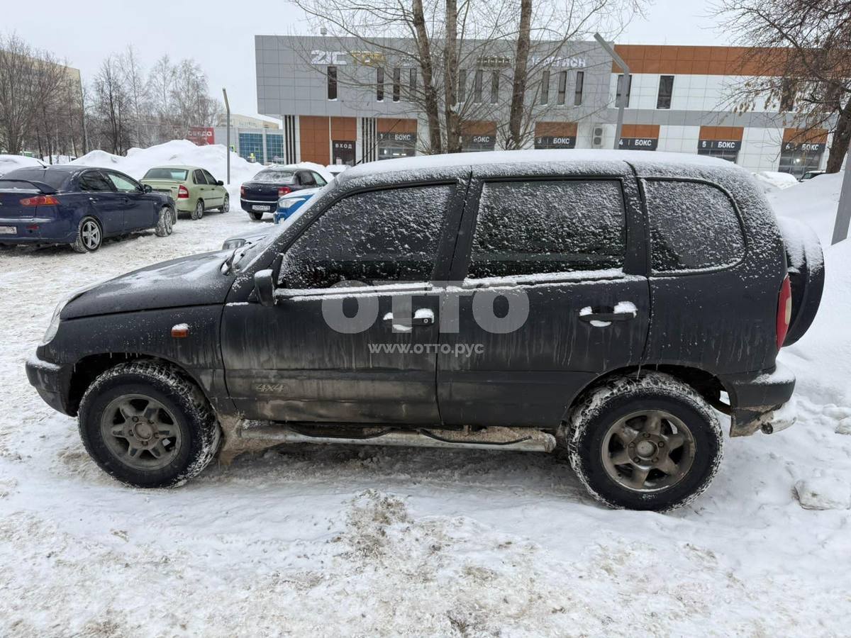 Chevrolet Niva I внедорожник 5 дв. продажа 2