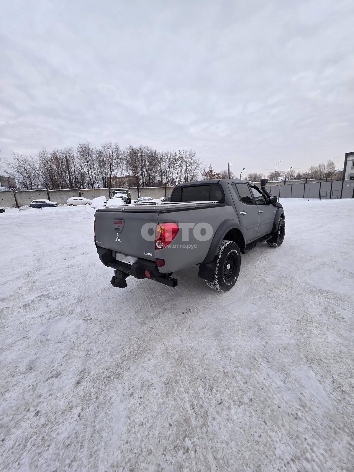 Mitsubishi L200 III пикап двойная кабина продажа 6