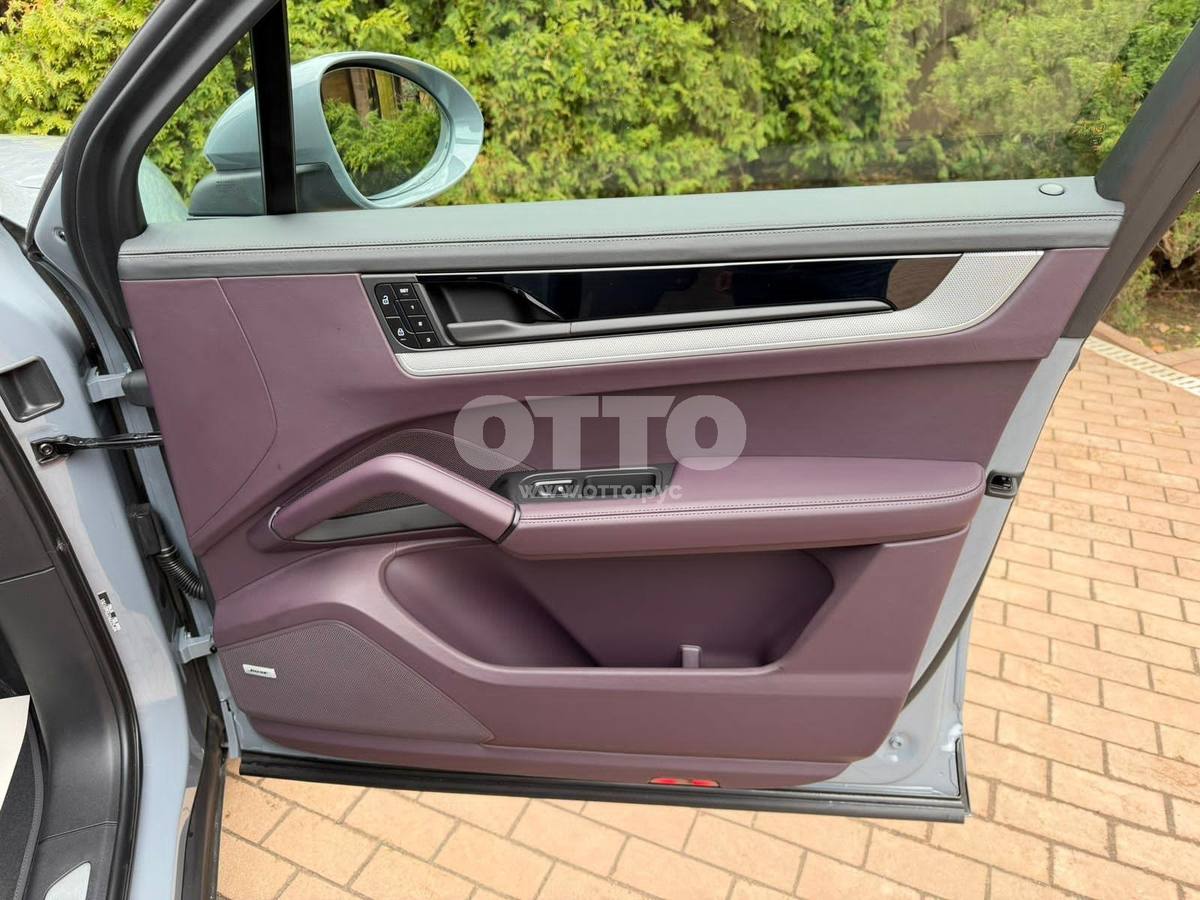 Porsche Cayenne III Рестайлинг внедорожник 5 дв. продажа 6