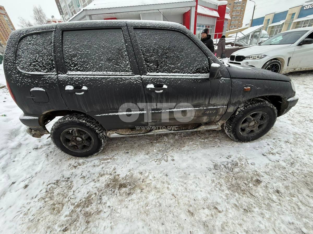 Chevrolet Niva I внедорожник 5 дв. продажа 6