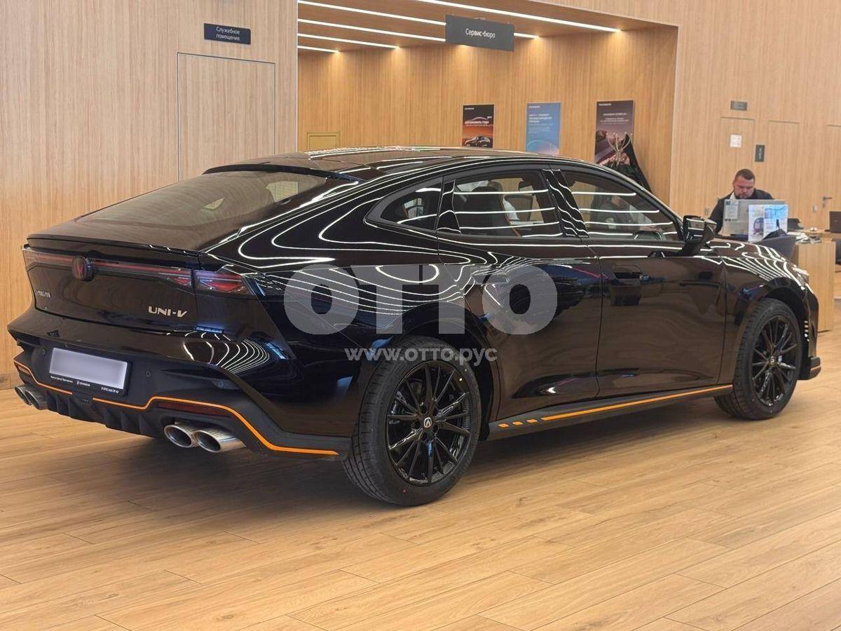 Changan UNI-V I Рестайлинг 2 лифтбек продажа 5