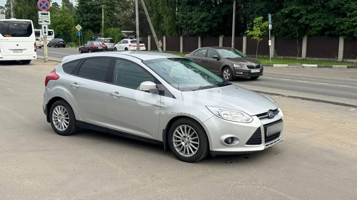 Ford Focus III хэтчбек 5 дв. продажа 3