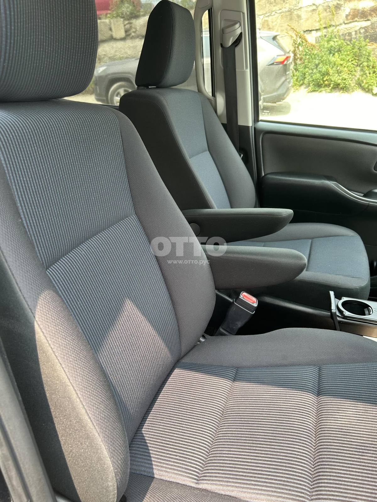 Toyota Voxy III (R80) Рестайлинг минивэн продажа 6
