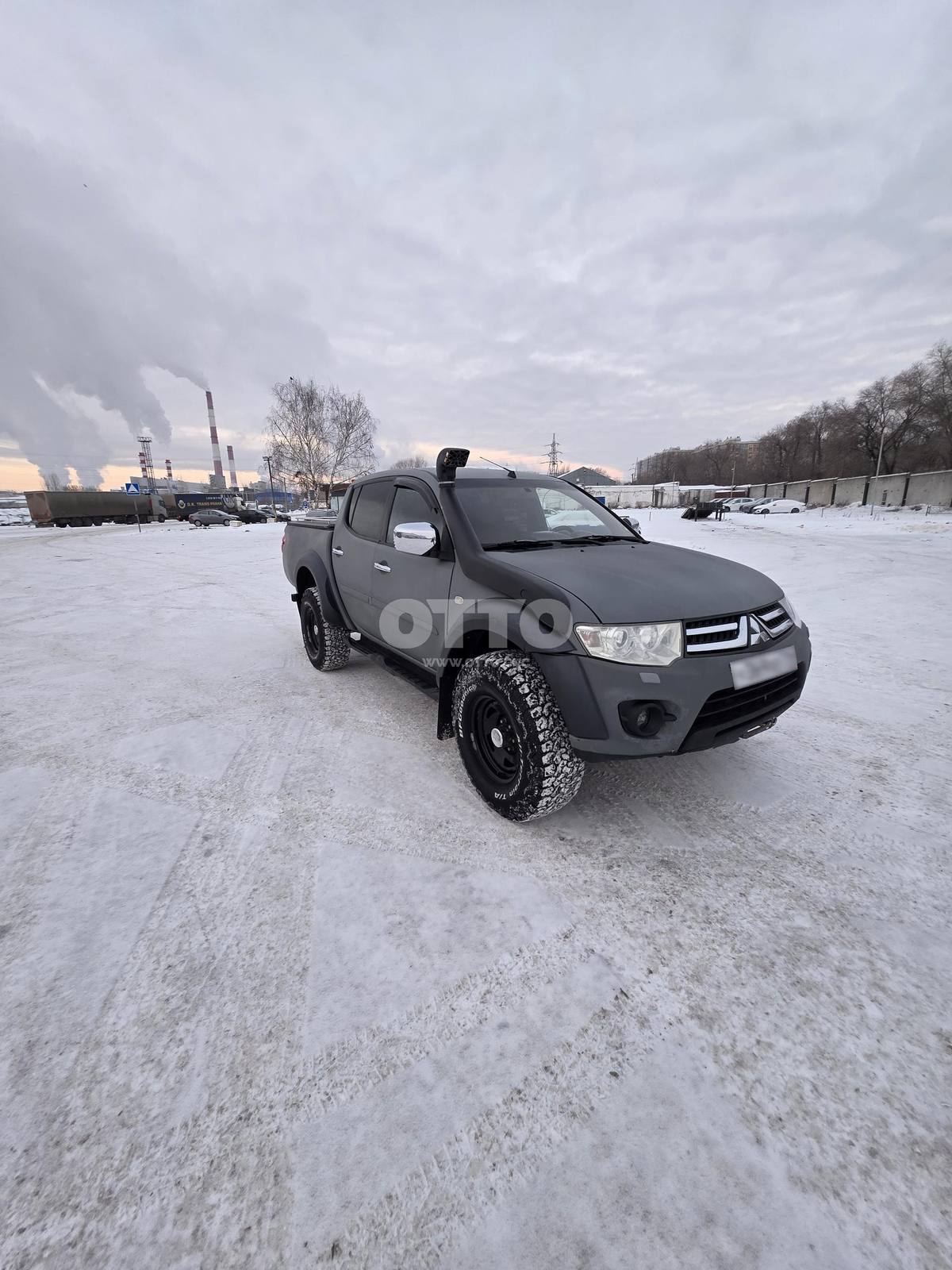 Mitsubishi L200 III пикап двойная кабина продажа 4