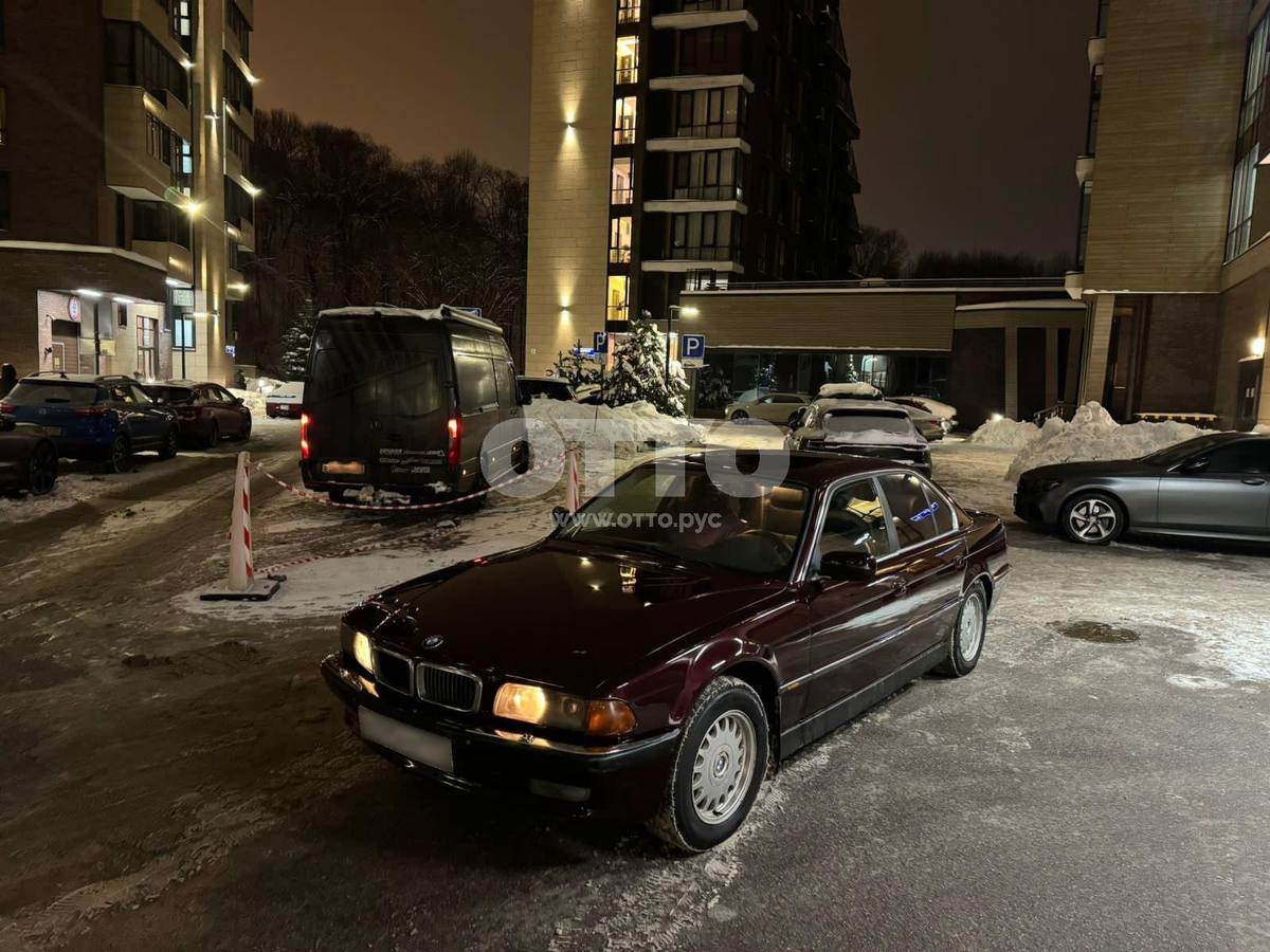 BMW 7 серии III (E38) седан продажа