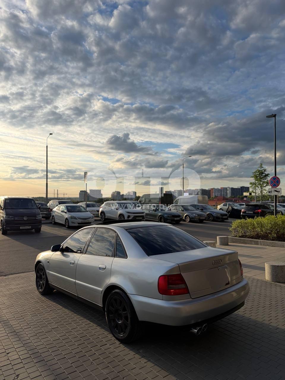 Audi A4 I (B5) Рестайлинг седан продажа 4
