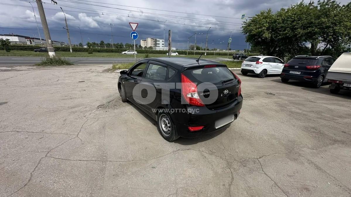 Hyundai Solaris I хэтчбек 5 дв. продажа 4