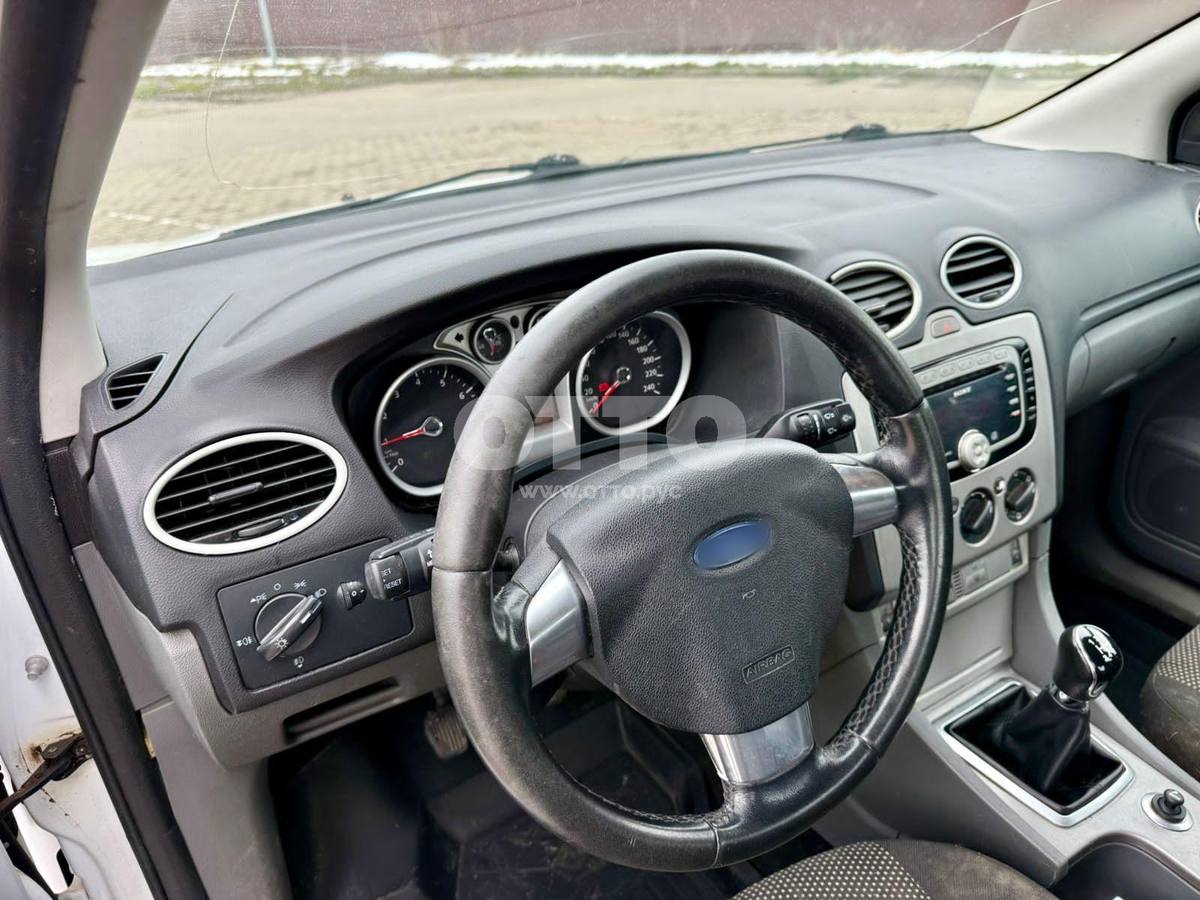 Ford Focus II Рестайлинг седан продажа 5