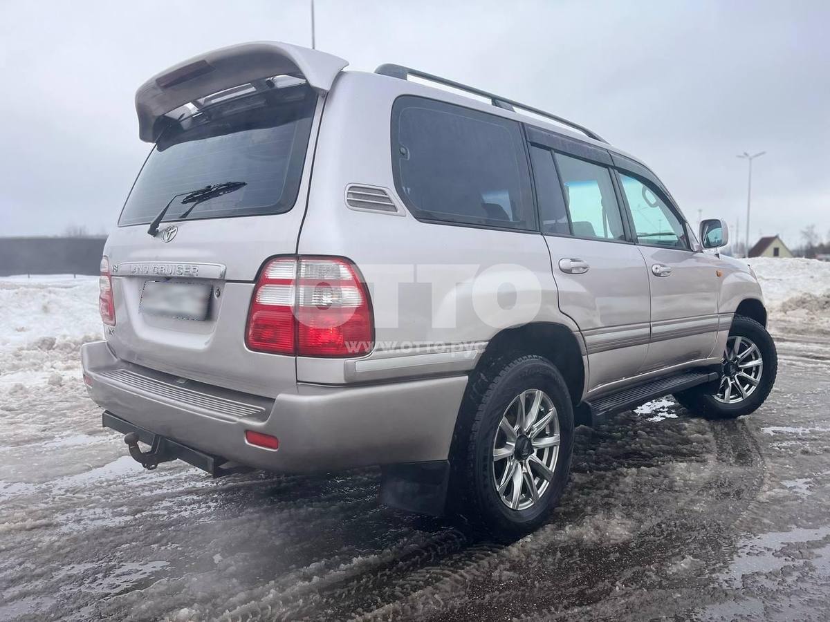 Toyota Land Cruiser 100 Series Рестайлинг 1 внедорожник 5 дв. продажа 3