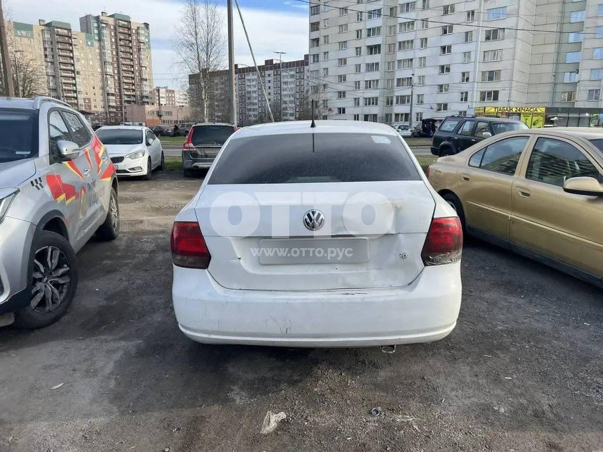 Volkswagen Polo V седан продажа 3