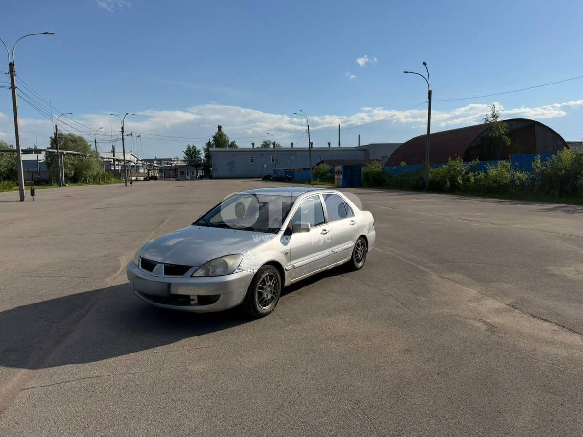 Mitsubishi Lancer IX седан продажа 6
