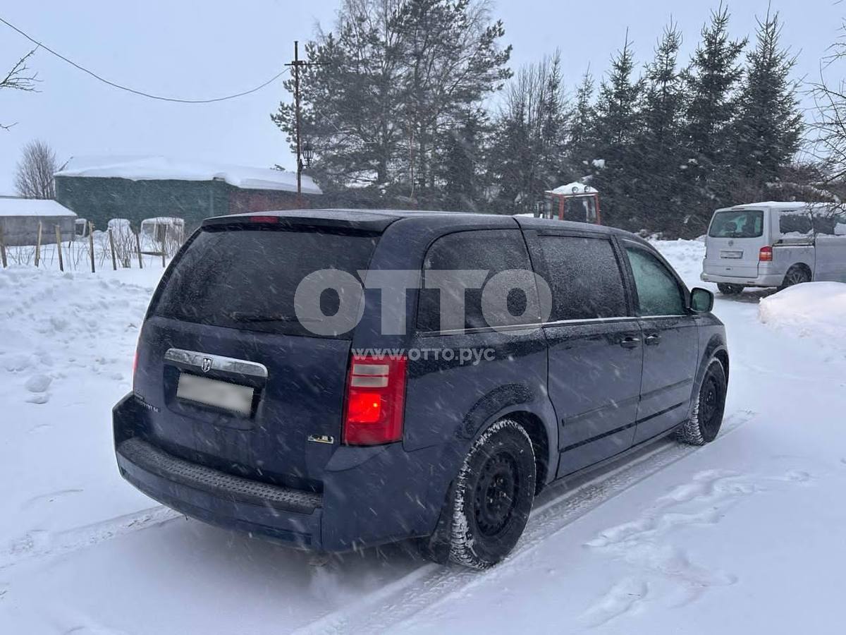 Dodge Caravan V минивэн grand продажа 3