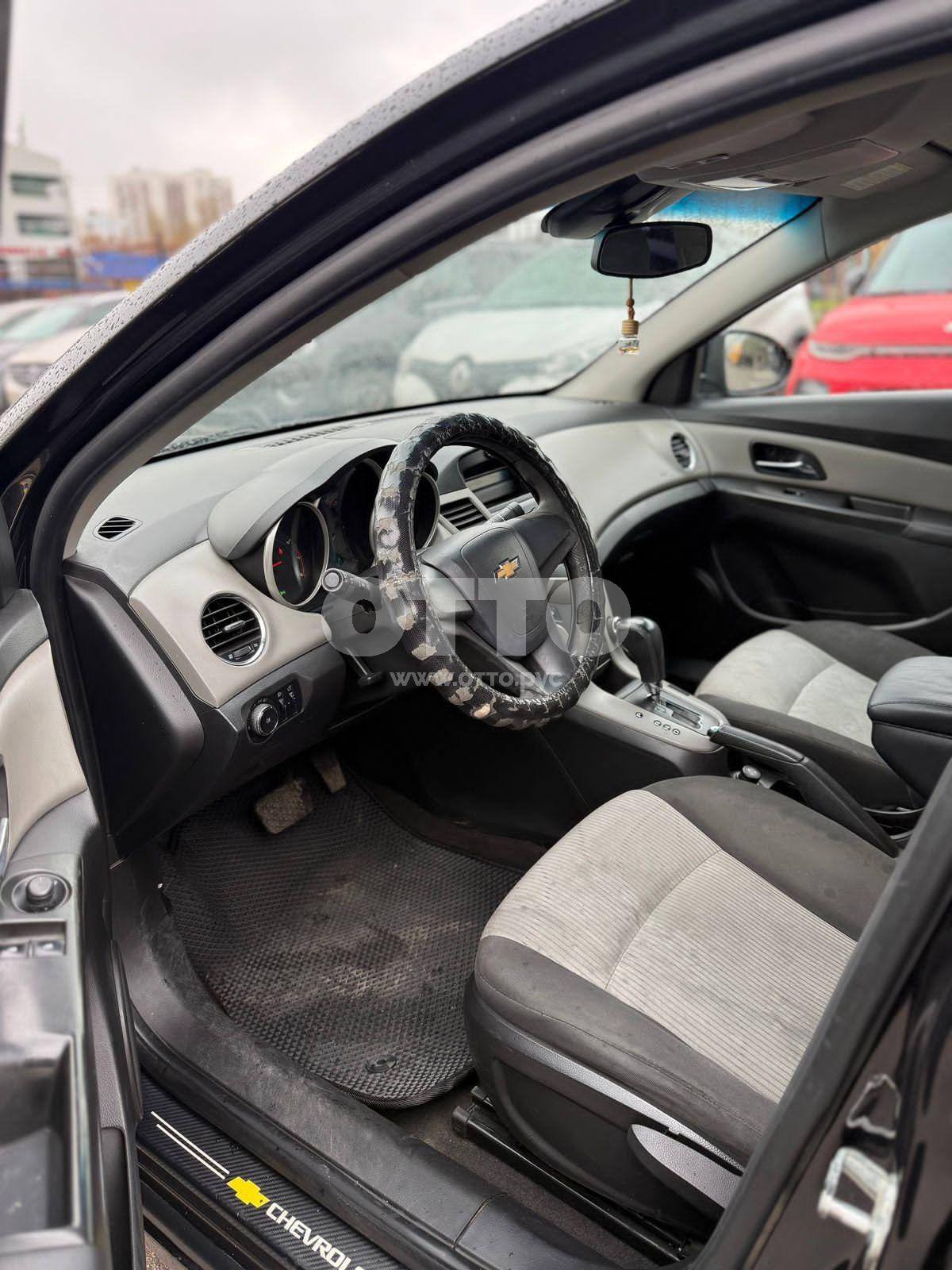 Chevrolet Cruze I седан продажа 6
