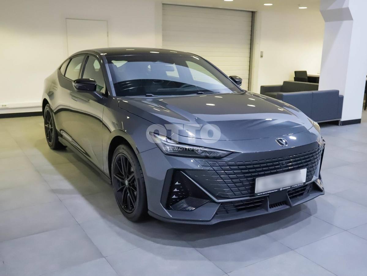 Changan UNI-V I Рестайлинг лифтбек продажа 6