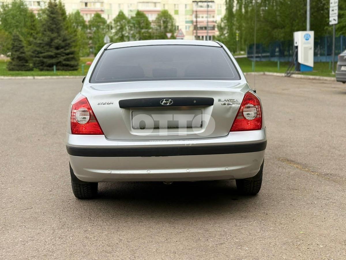 Hyundai Elantra III (XD2) Рестайлинг седан продажа 4