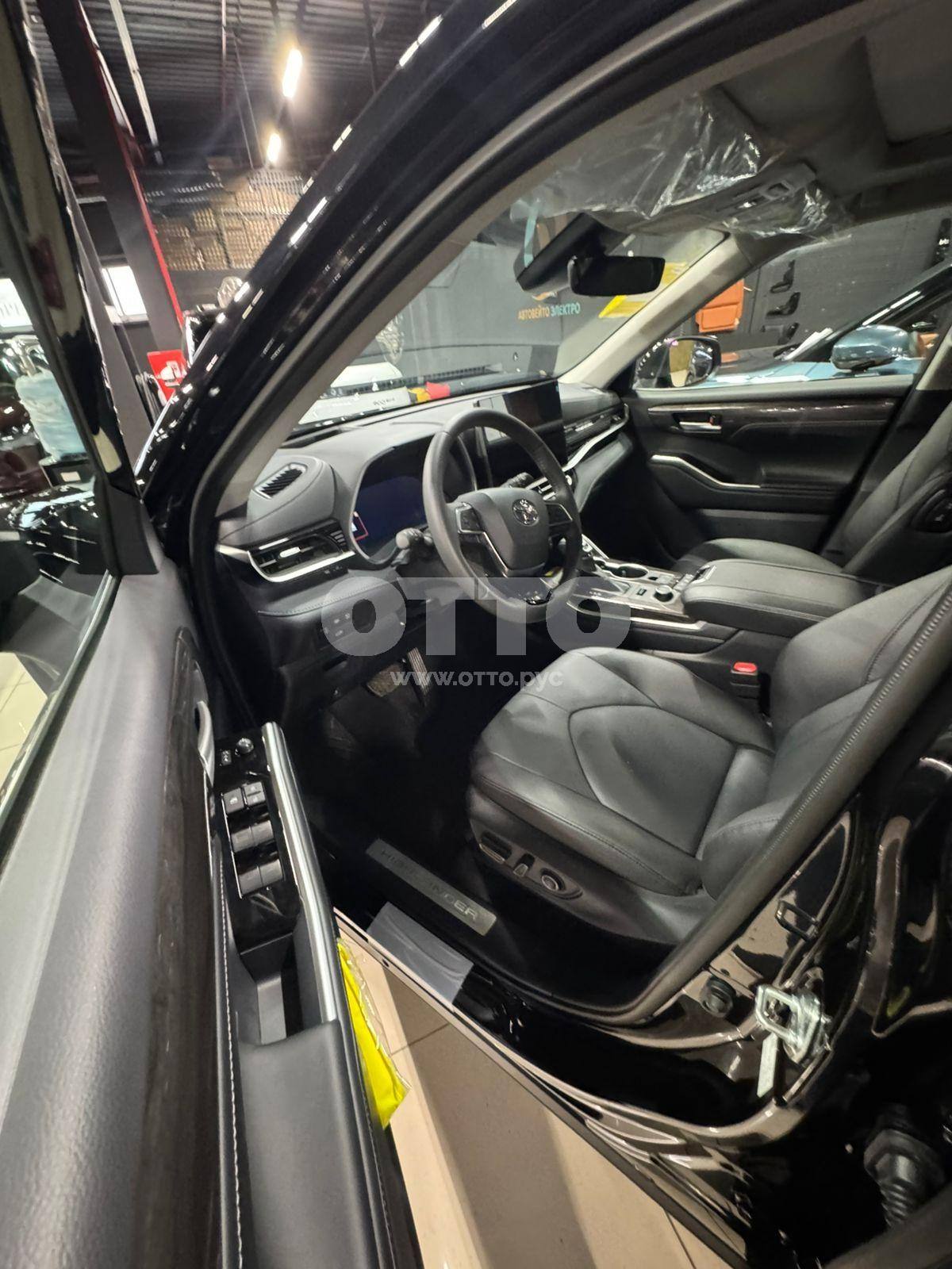 Toyota Highlander IV (U70) внедорожник 5 дв. продажа 3