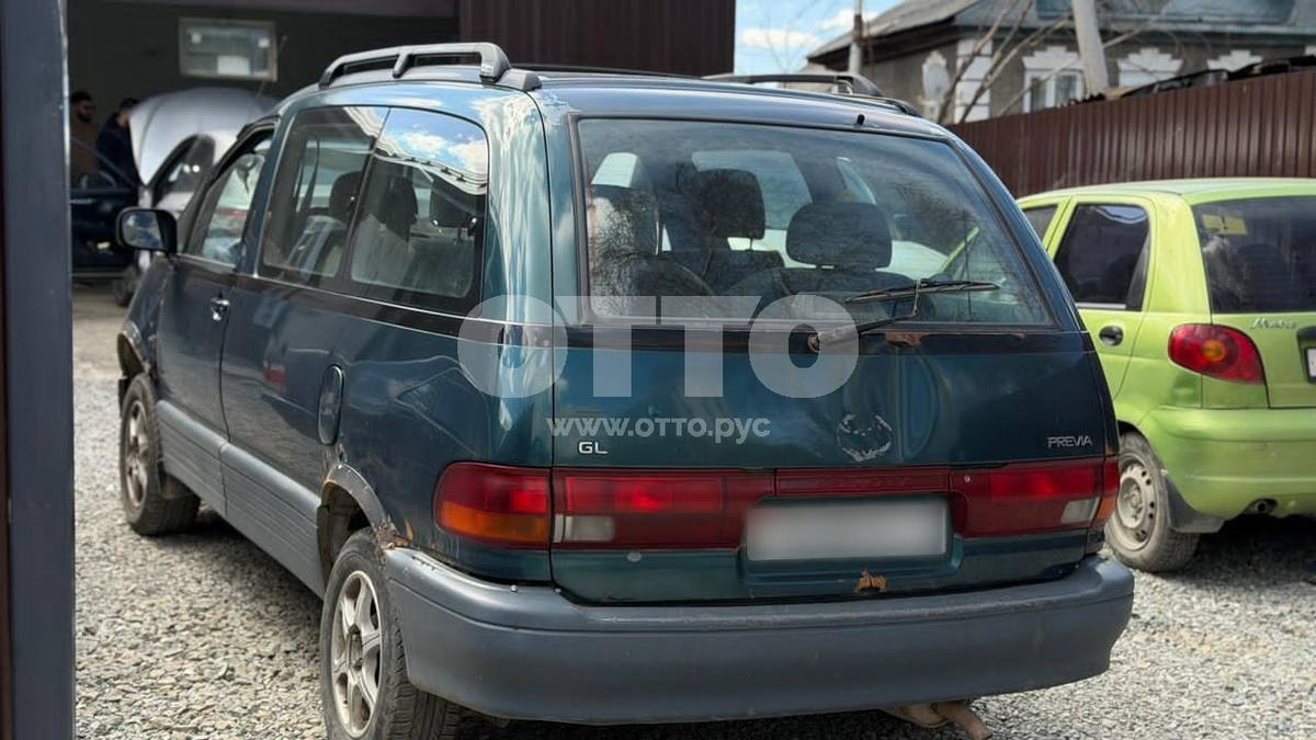 Toyota Previa I (XR10, XR20) минивэн продажа 3