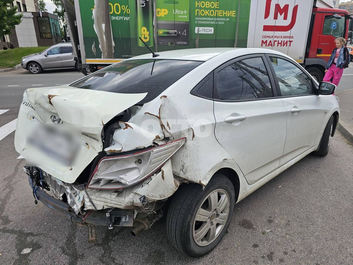 Hyundai Solaris I Рестайлинг седан продажа 4