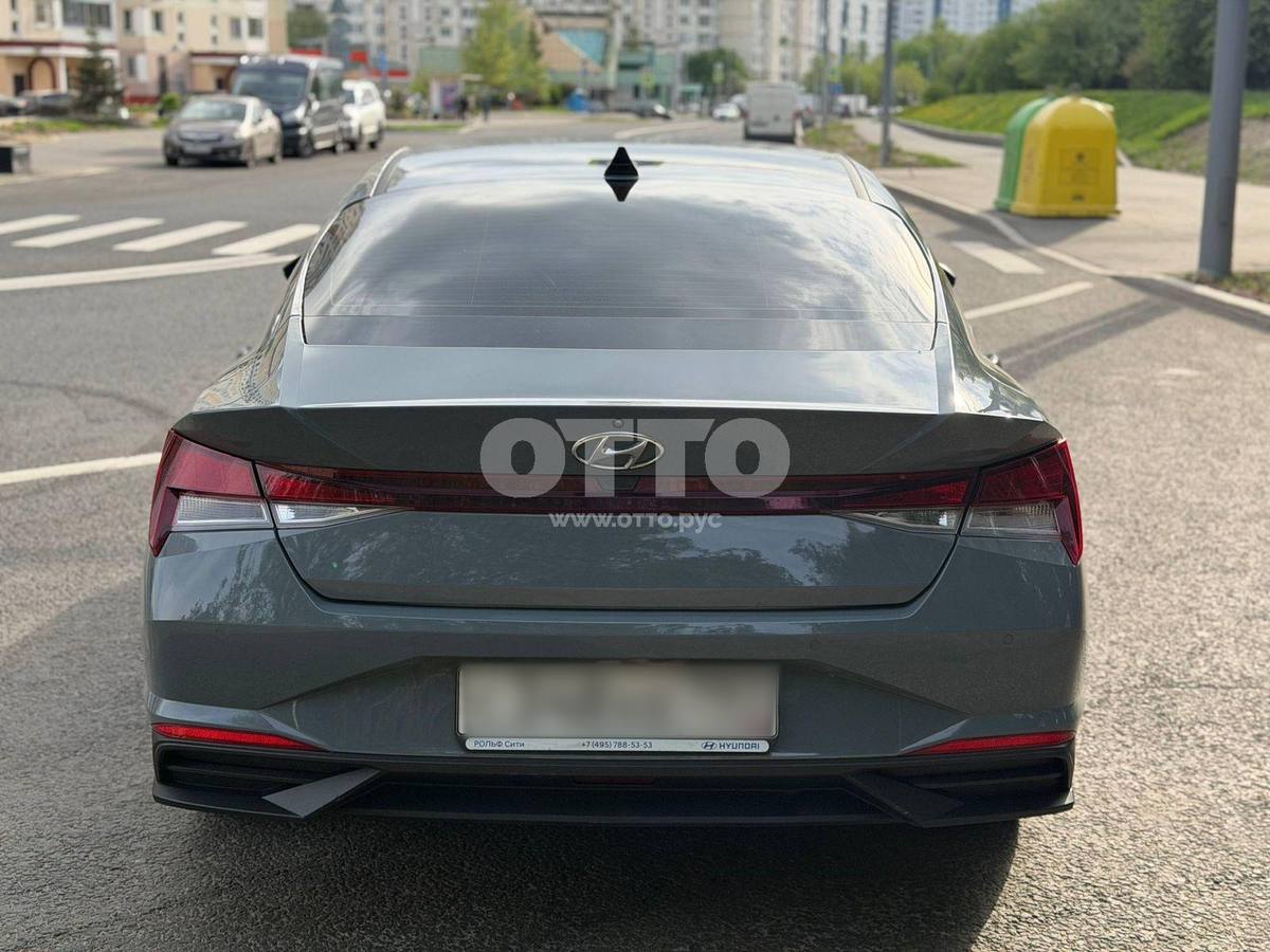Hyundai Elantra VII (CN7) седан продажа 3