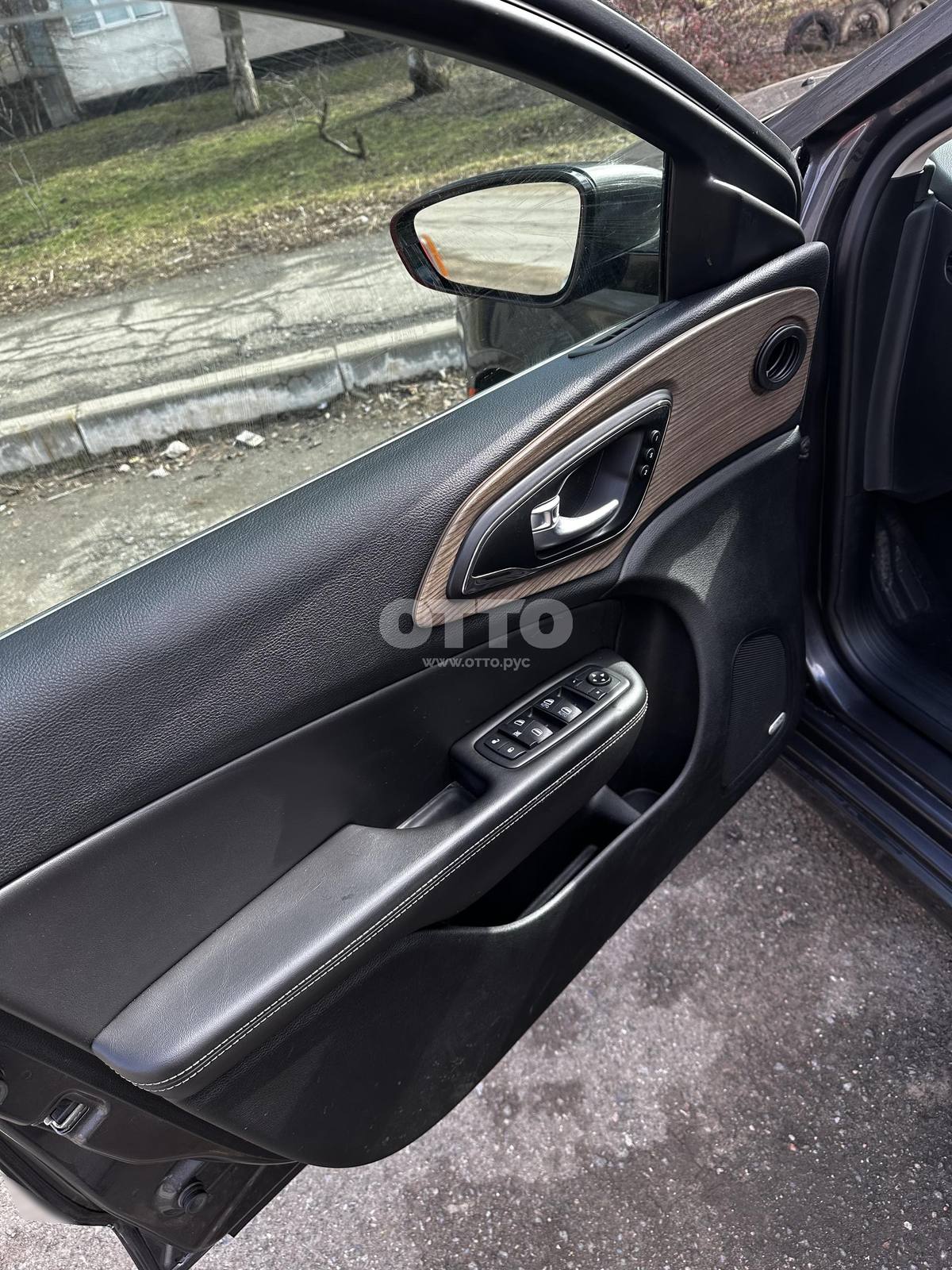 Chrysler 200 II седан продажа 5