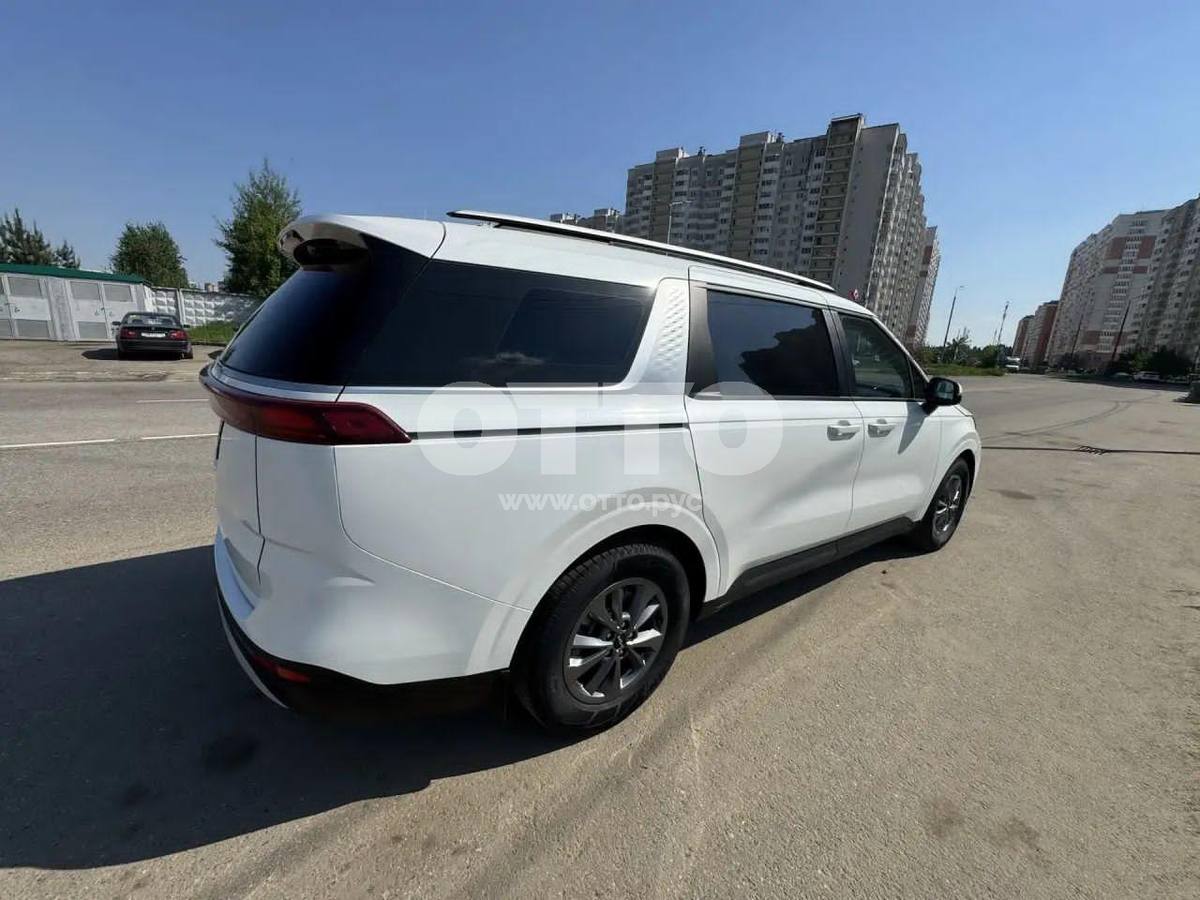 Kia Carnival IV минивэн продажа 3