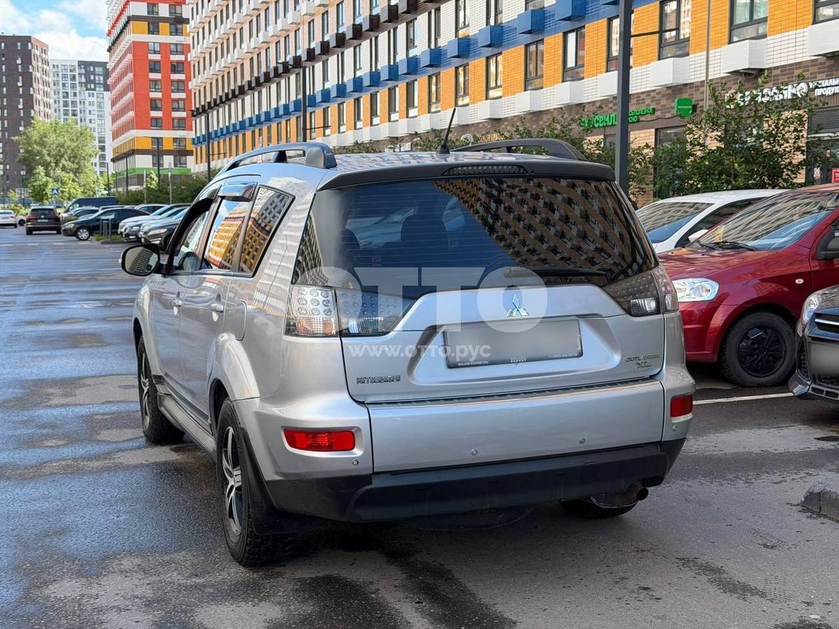 Mitsubishi Outlander II Рестайлинг внедорожник 5 дв. продажа 4