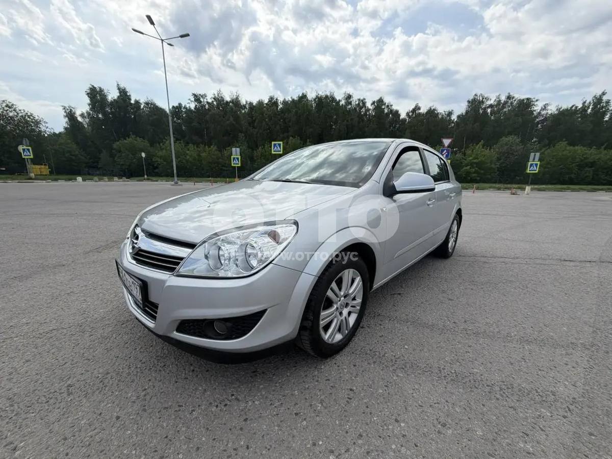 Opel Astra H Рестайлинг хэтчбек 5 дв. продажа 2