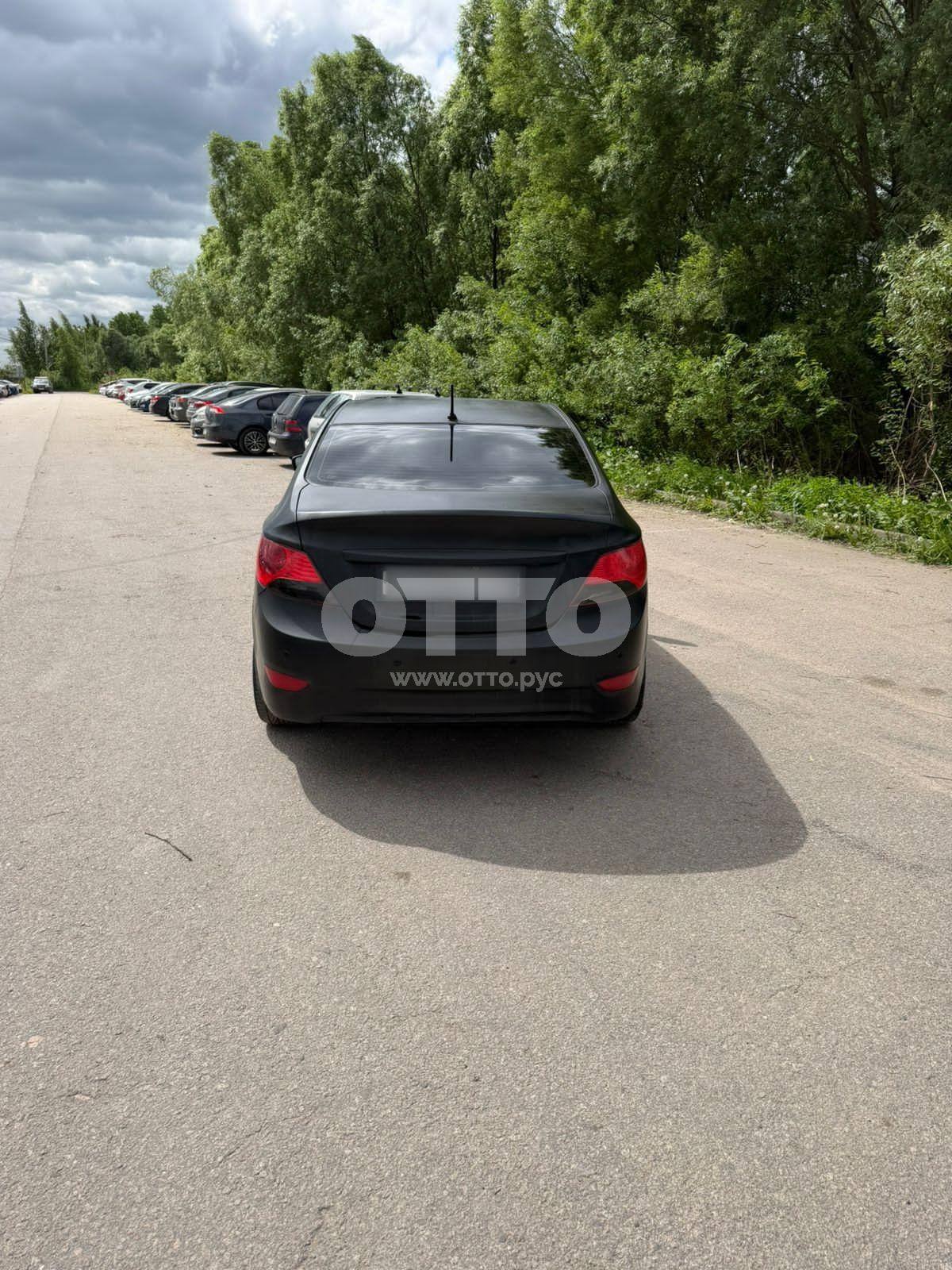 Hyundai Solaris I седан продажа 4