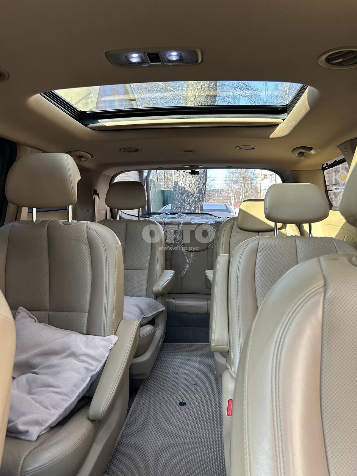 Kia Carnival III минивэн продажа 2