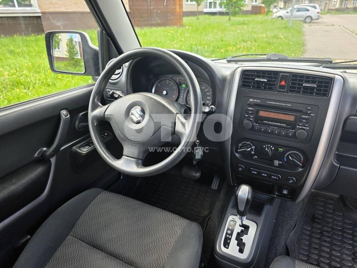Suzuki Jimny III Рестайлинг 2 внедорожник 3 дв. продажа 6