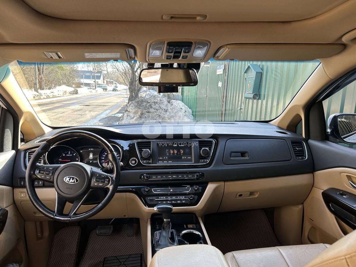 Kia Carnival III минивэн продажа 5