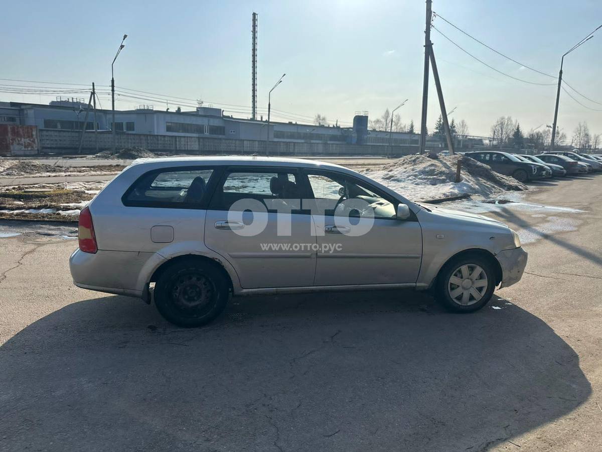 Chevrolet Lacetti I универсал 5 дв. продажа 6