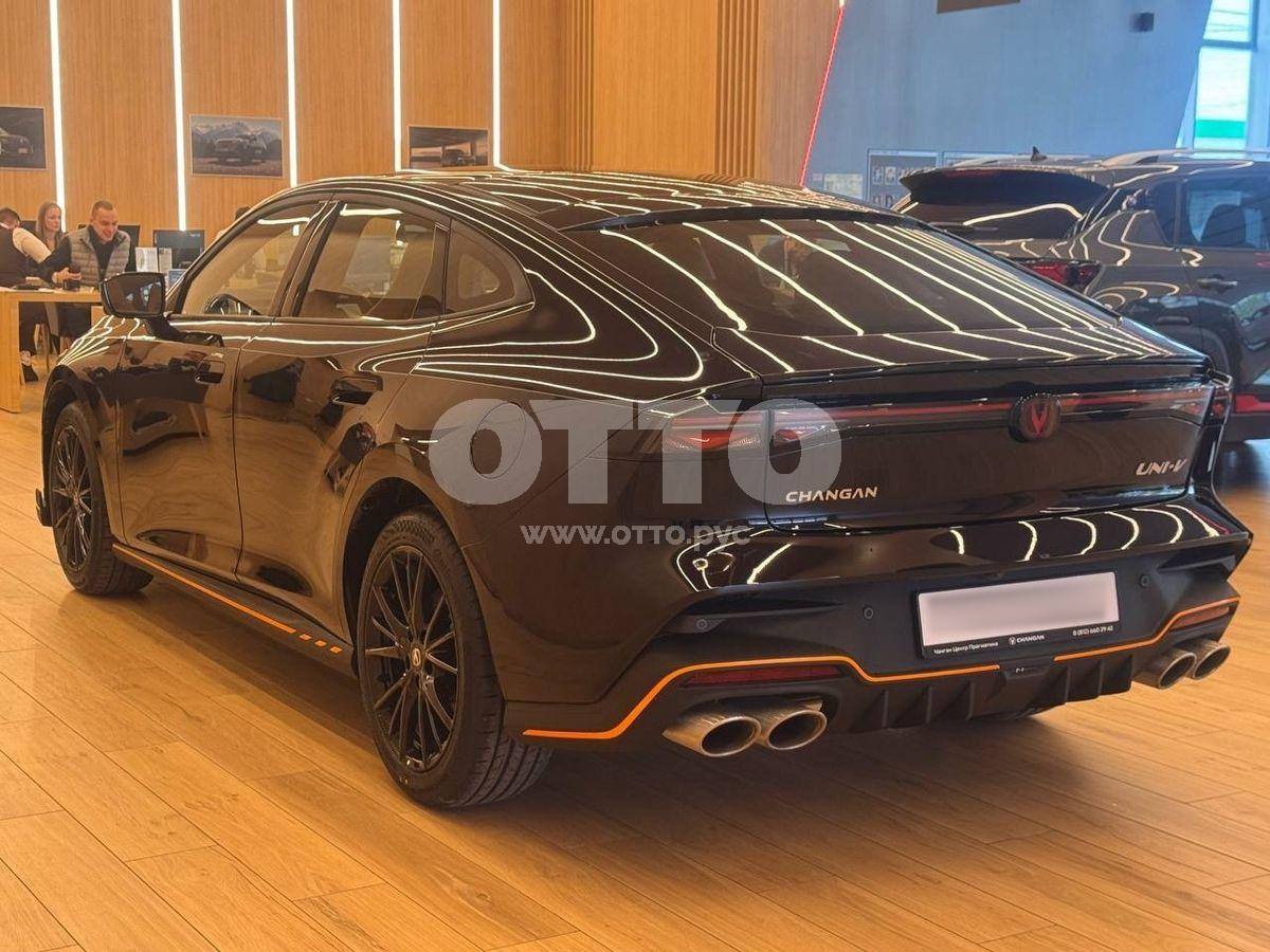 Changan UNI-V I Рестайлинг 2 лифтбек продажа 3