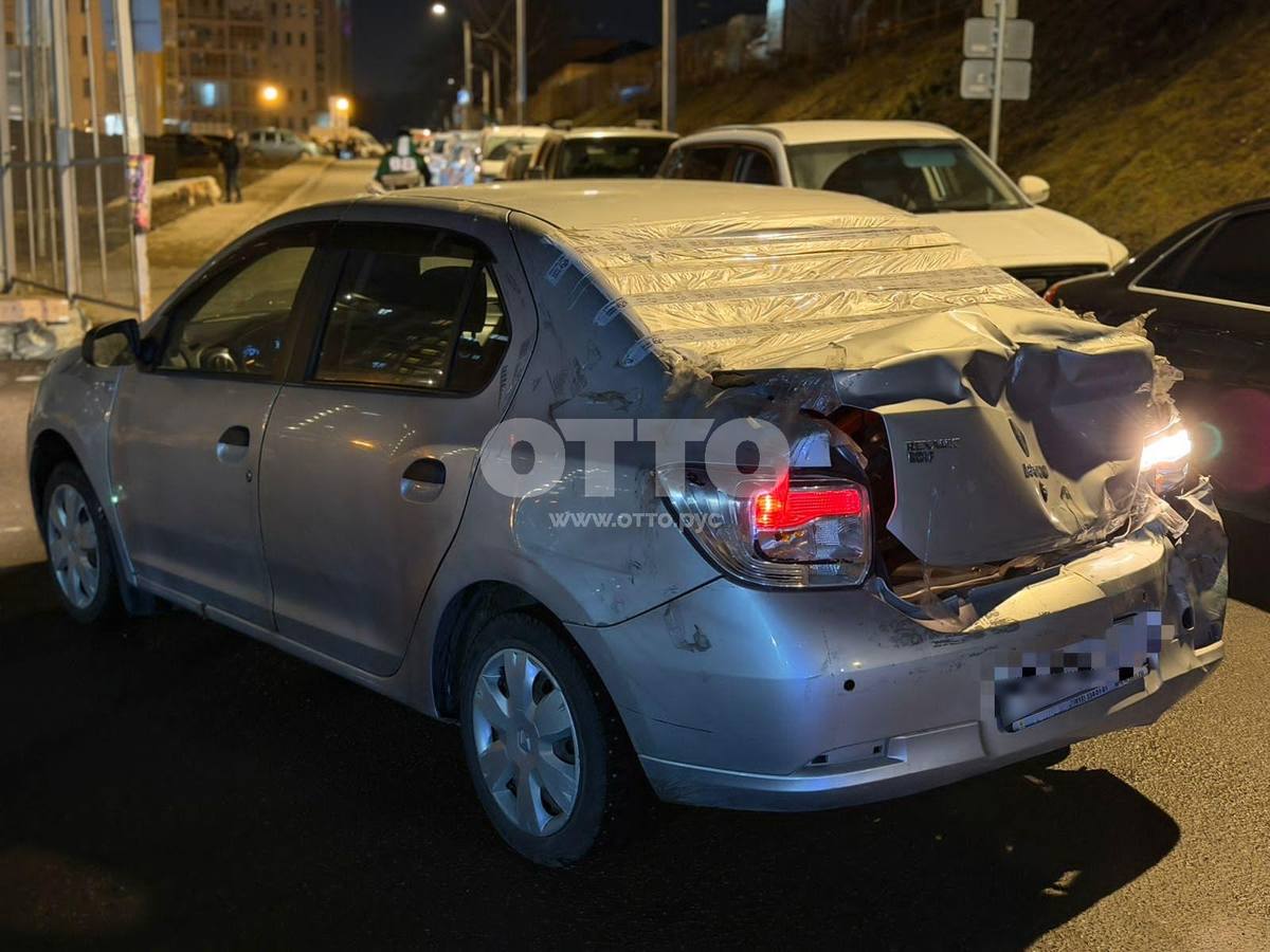 Renault Logan II седан продажа 4