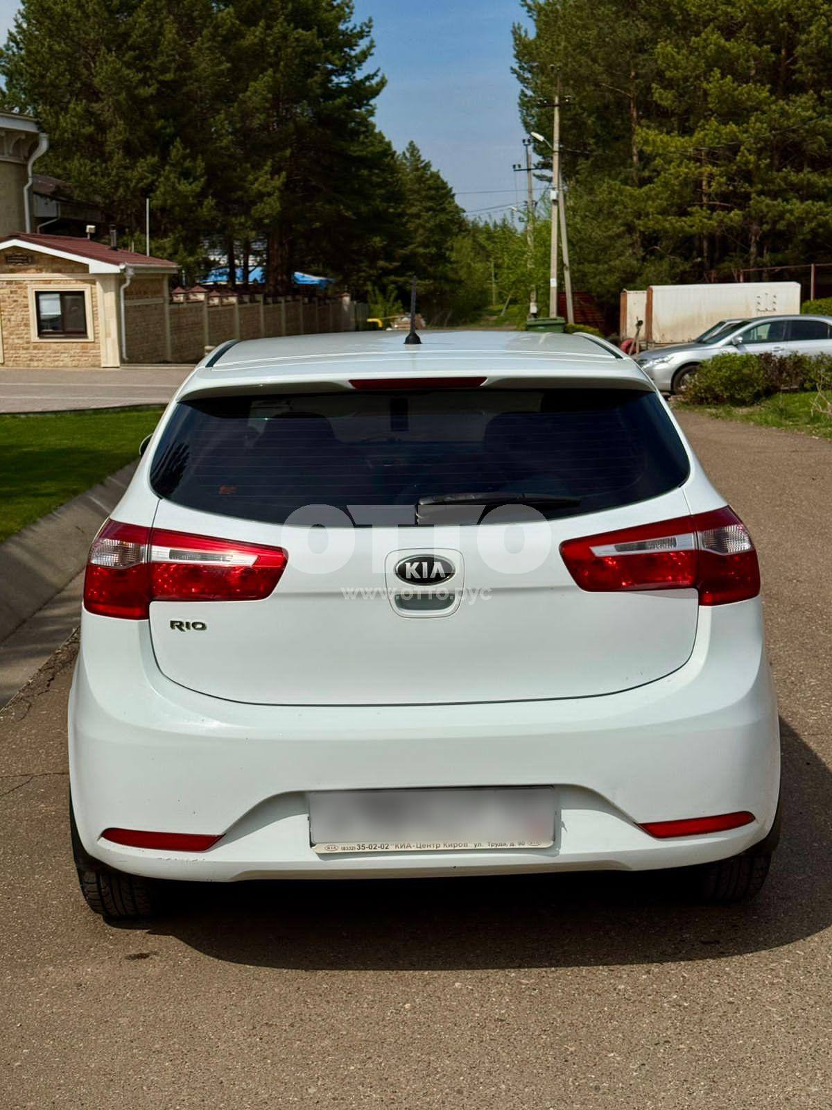 Kia Rio III хэтчбек 5 дв. продажа 5