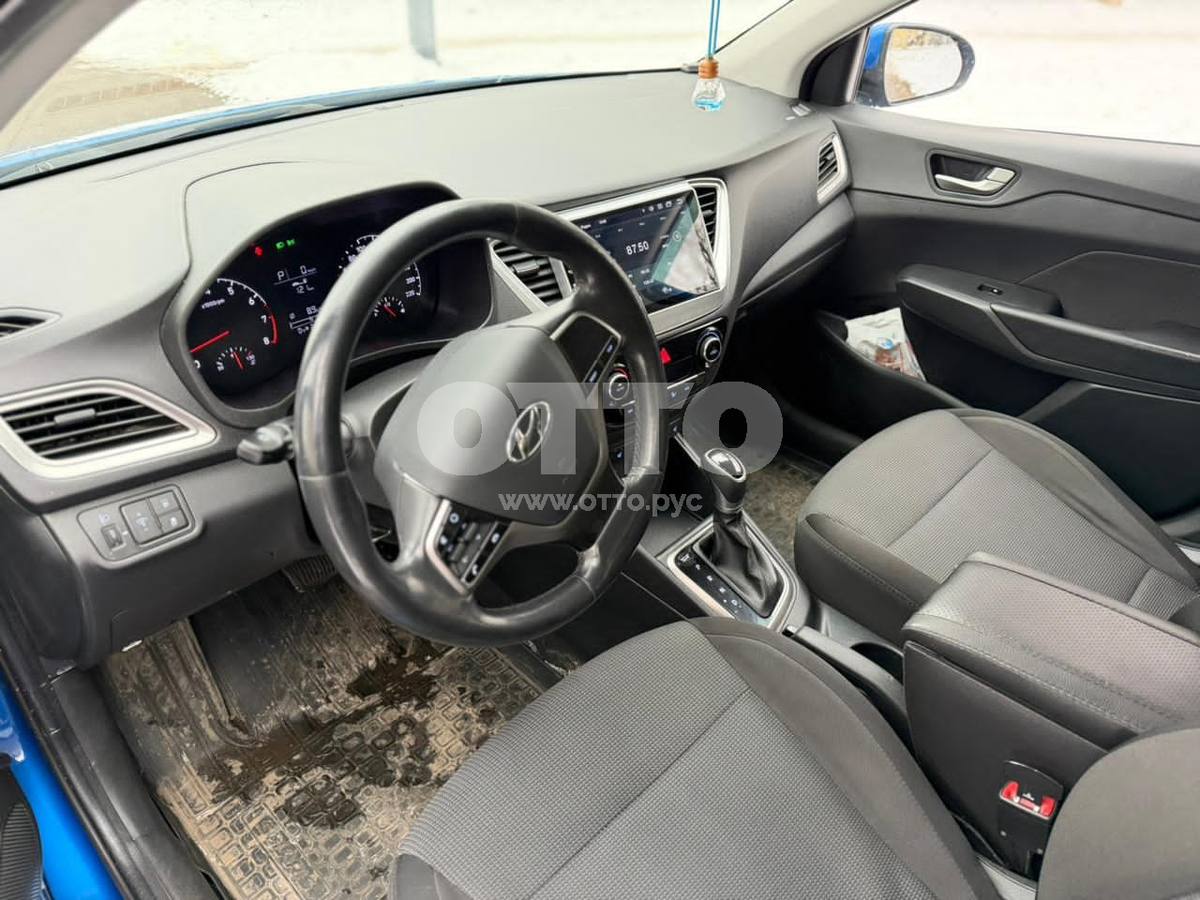 Hyundai Solaris II седан продажа 6
