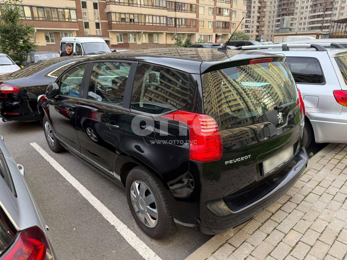 Peugeot 5008 I компактвэн продажа 3