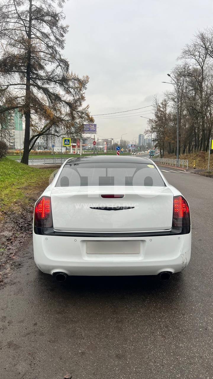 Chrysler 300C II седан продажа 3