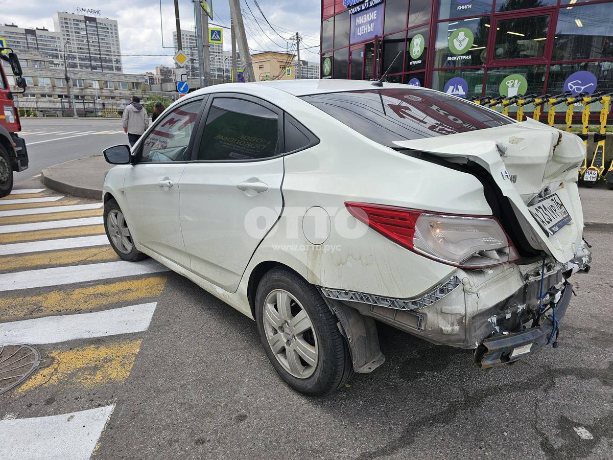 Hyundai Solaris I Рестайлинг седан продажа 3