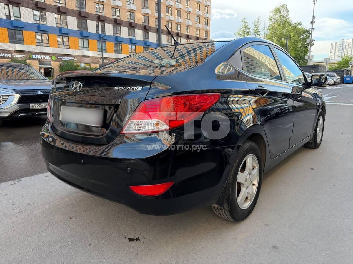 Hyundai Solaris I седан продажа 3